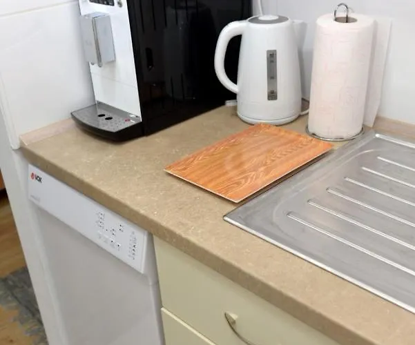 Διαμέρισμα No 11 *