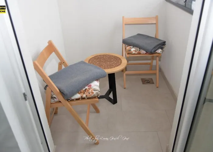 Διαμέρισμα No 11 *